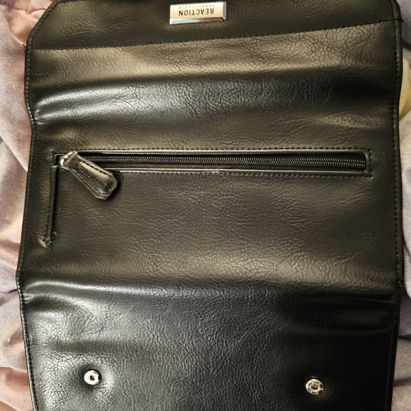 Kenneth Cole Women's Wallet - Picture 2 of 3